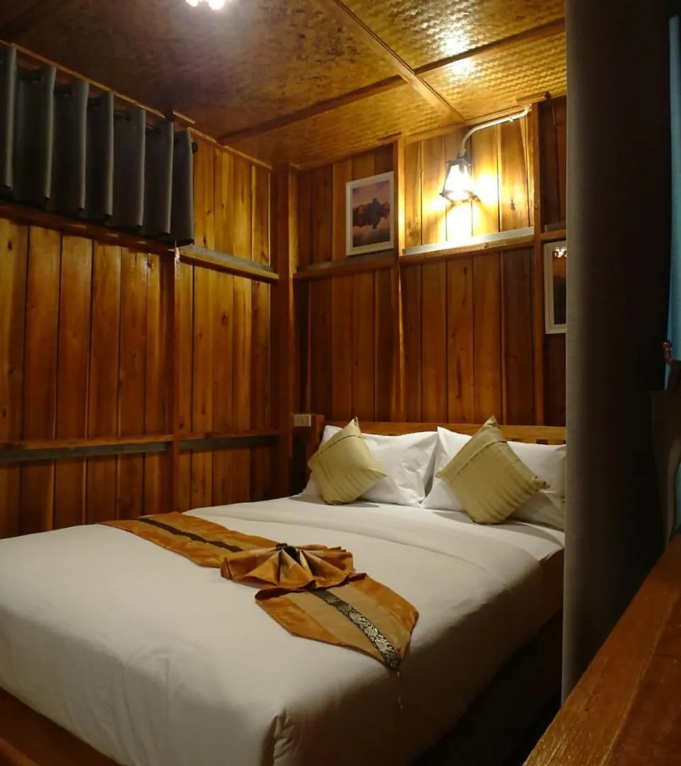 Lanta Para Hut Koh Lanta 2*,