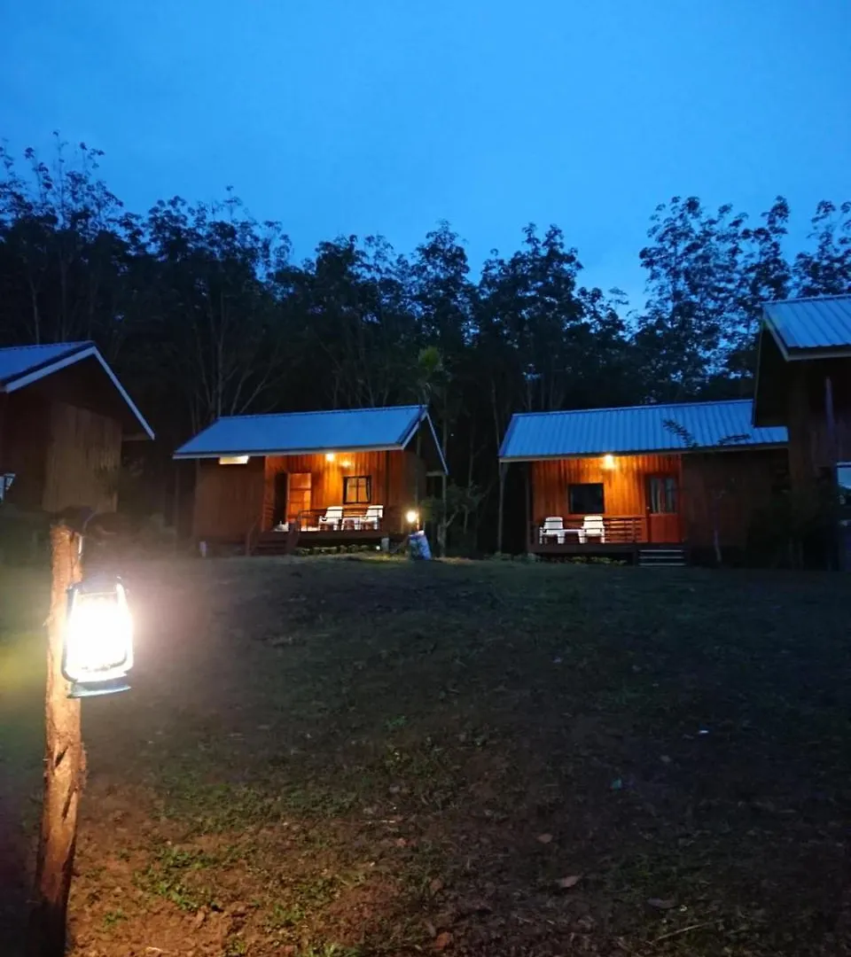 Lanta Para Hut Koh Lanta